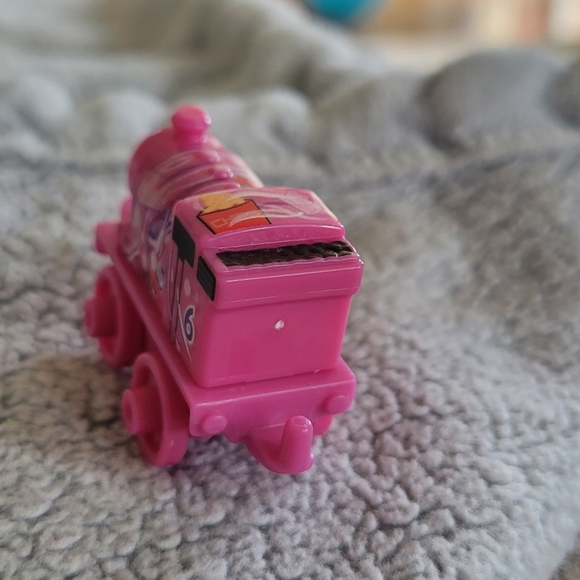 Mattel Thomas & Friends Train Minis PERCY Pink Blob Engine Miniature - Picture 6 of 11